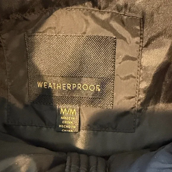 Weatherproof Women's Quilted Black Vest - Picture 2 of 5